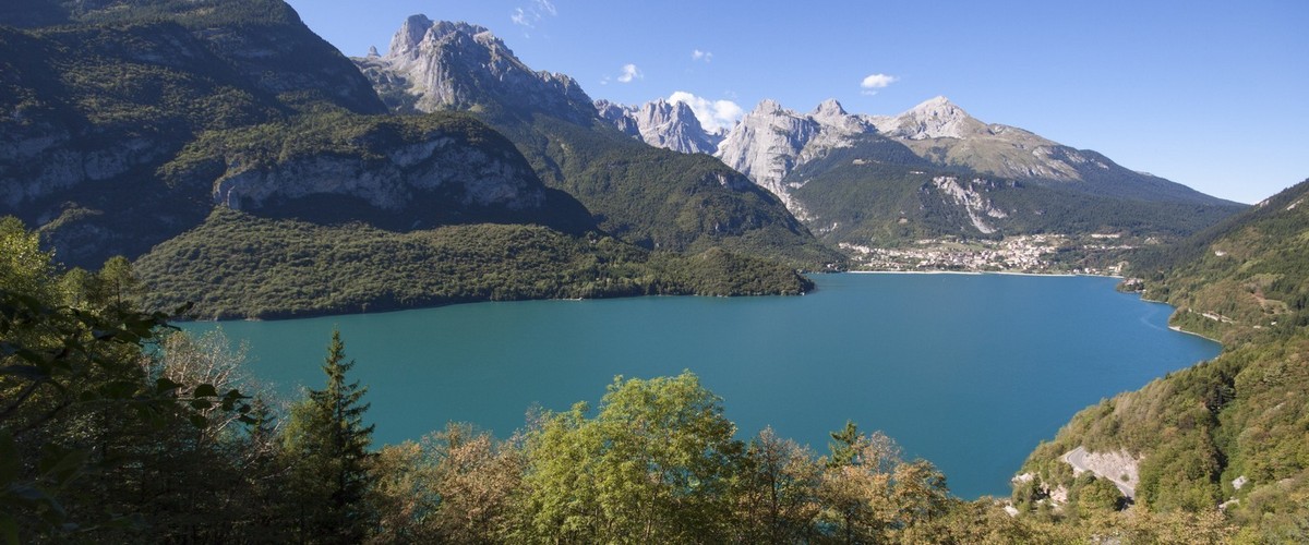 MOLVENO AND SURROUNDINGS